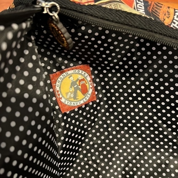 ⭐️SYDNEY Love Grand Hotel Garment Bag The Oriental Hotel Ltd. Kobe Japan - Picture 8 of 12